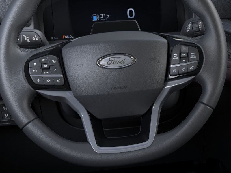 Ford Explorer Vehicle Image 12