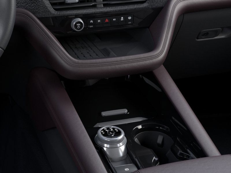 Ford Explorer Vehicle Image 15
