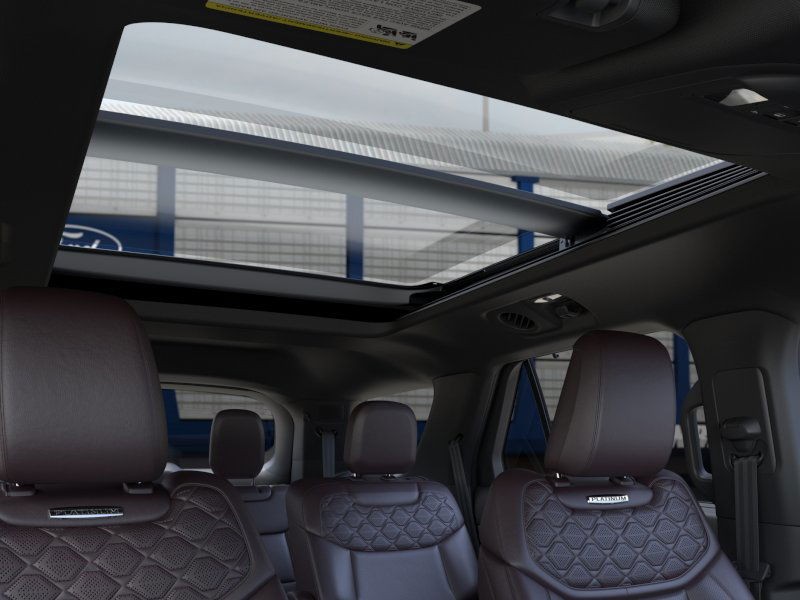 Ford Explorer Vehicle Image 22