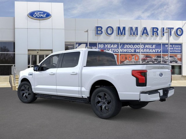 Ford F-150 Lightning Vehicle Image 04