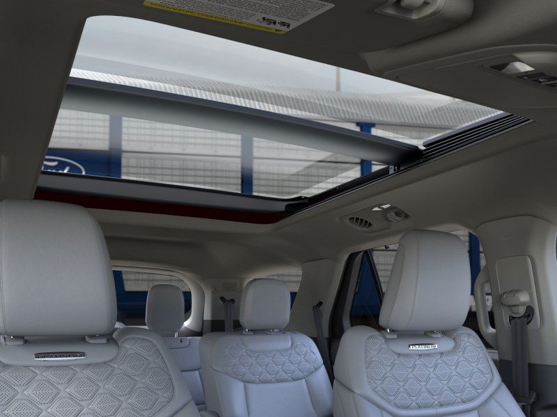 Ford Explorer Vehicle Image 22