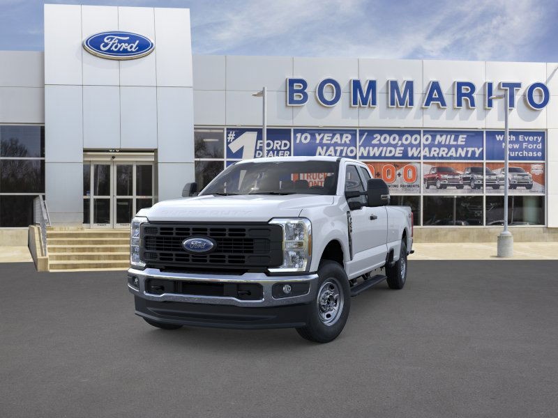 Ford Super Duty F-250 SRW Vehicle Image 02