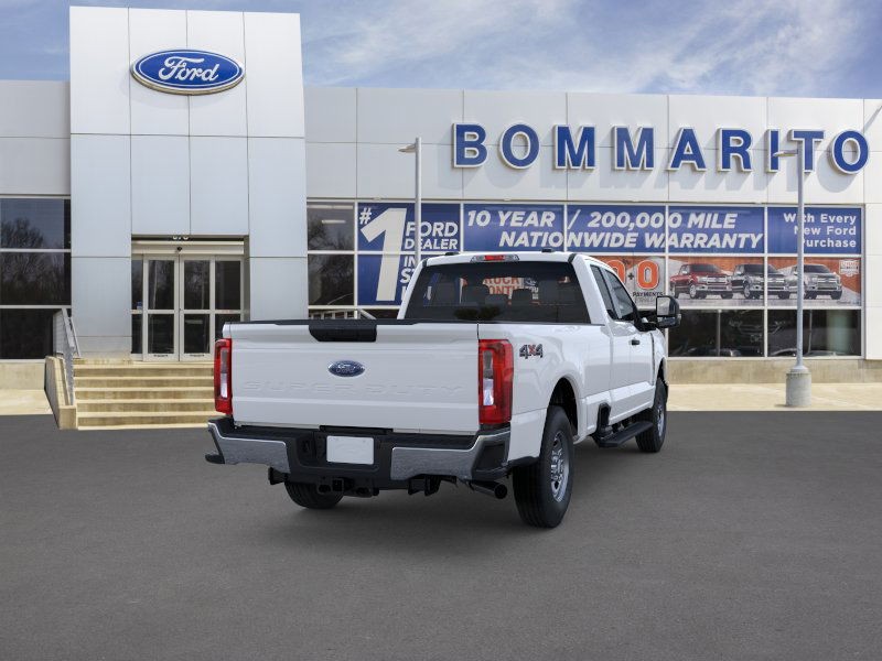 Ford Super Duty F-250 SRW Vehicle Image 08