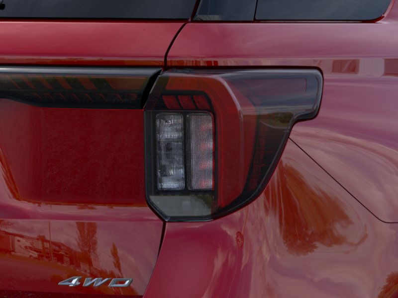 Ford Explorer Vehicle Image 21