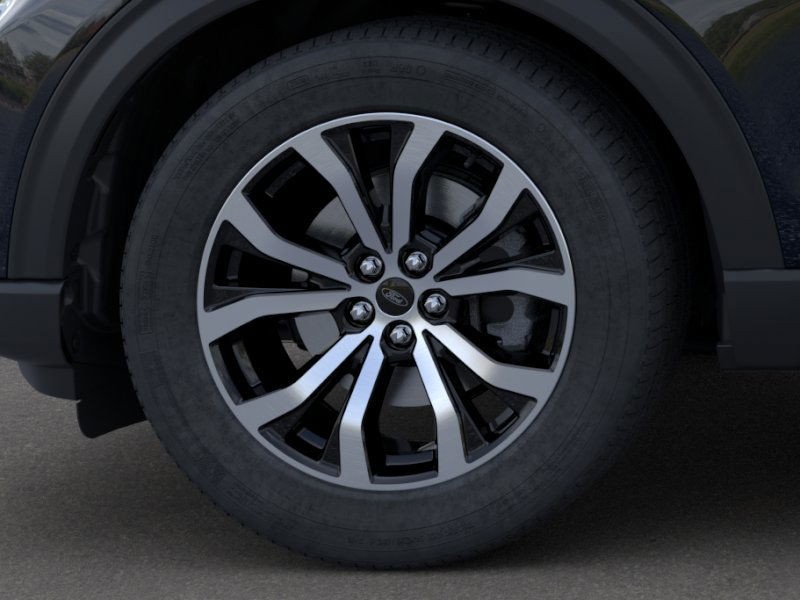 Ford Explorer Vehicle Image 19