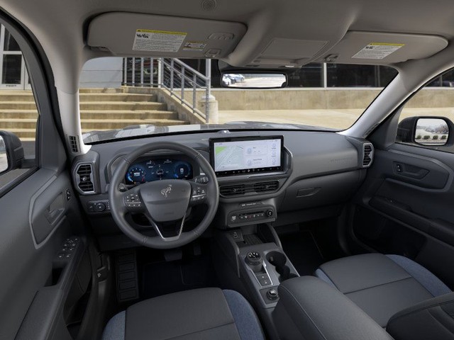 Ford Bronco Sport Vehicle Full-screen Gallery Image 9