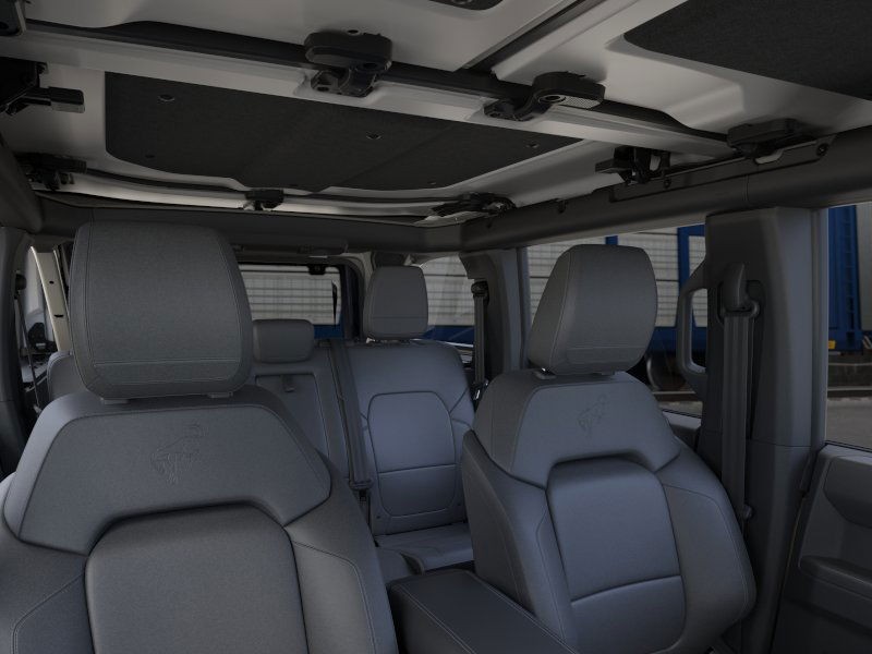 Ford Bronco Vehicle Image 12