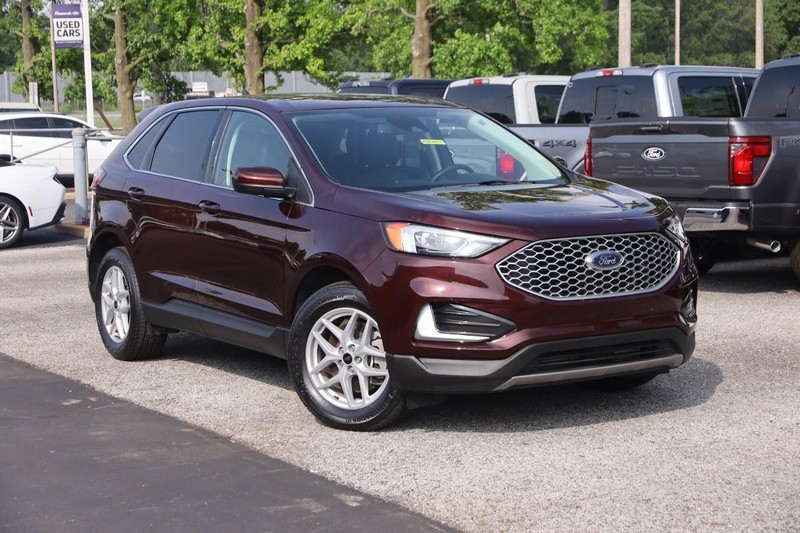 Ford Edge Vehicle Image 02