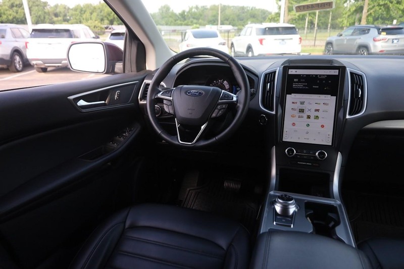 Ford Edge Vehicle Image 20