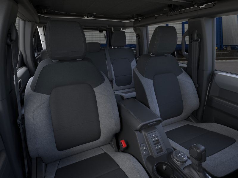 Ford Bronco Vehicle Image 10