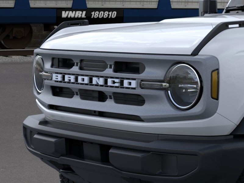 Ford Bronco Vehicle Image 19