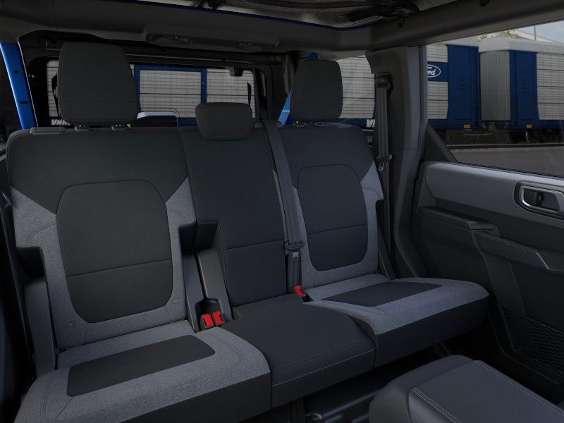 Ford Bronco Vehicle Image 11