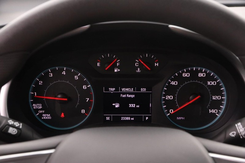 Chevrolet Malibu Vehicle Image 13