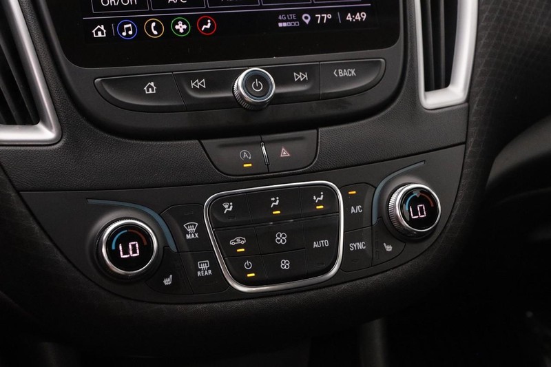 Chevrolet Malibu Vehicle Image 17