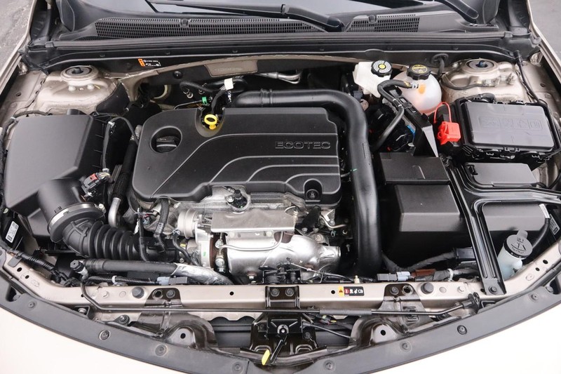 Chevrolet Malibu Vehicle Image 25