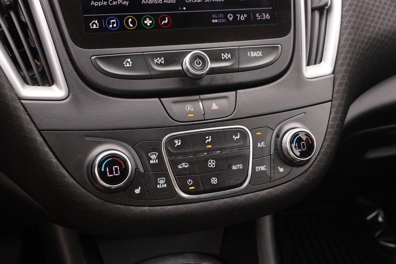 Chevrolet Malibu Vehicle Image 17