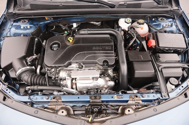 Chevrolet Malibu Vehicle Image 25