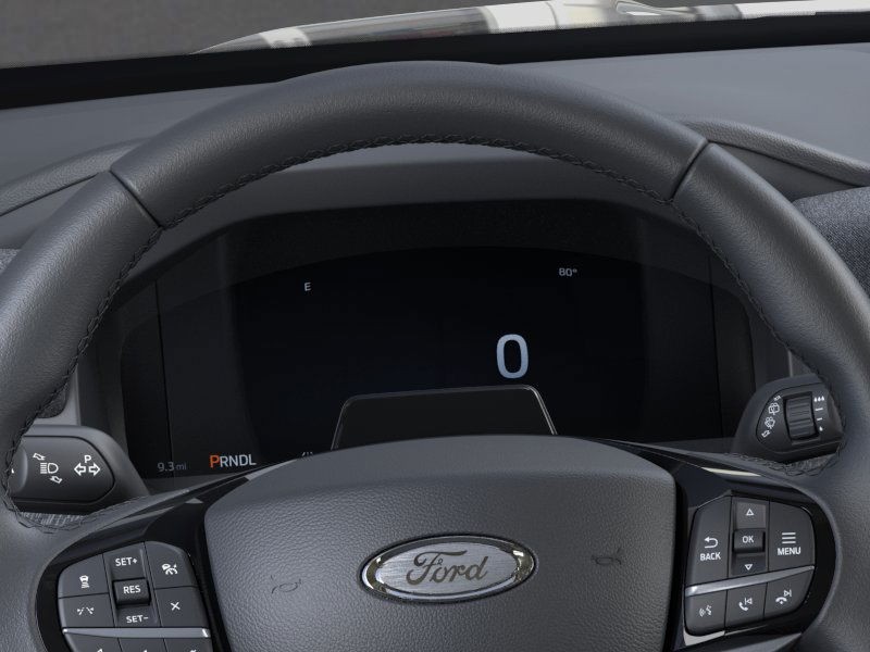 Ford Explorer Vehicle Image 13