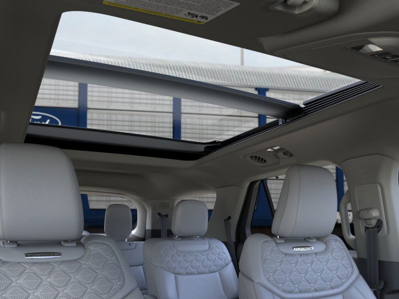 Ford Explorer Vehicle Image 22