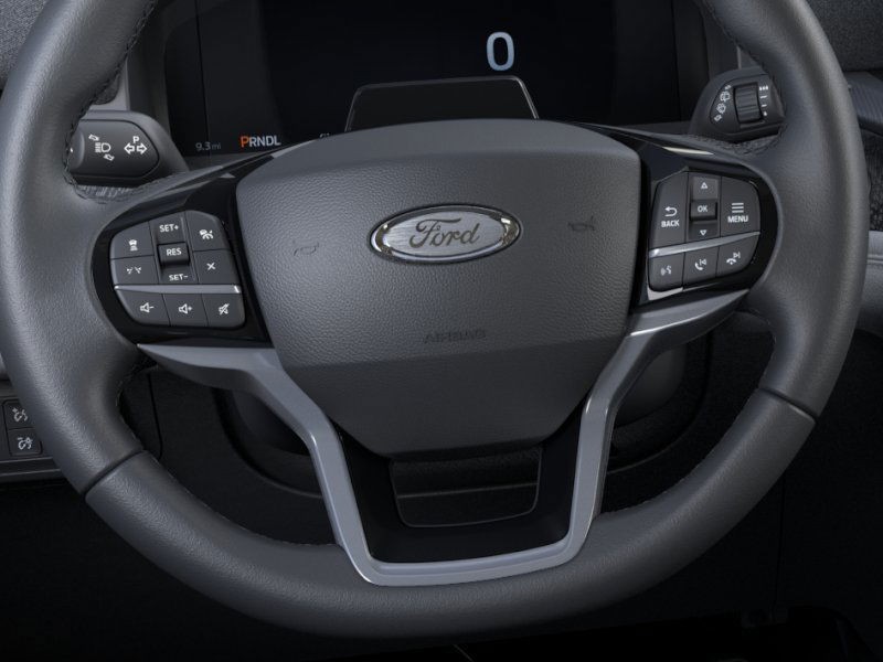 Ford Explorer Vehicle Image 12