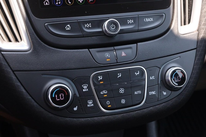 Chevrolet Malibu Vehicle Image 17