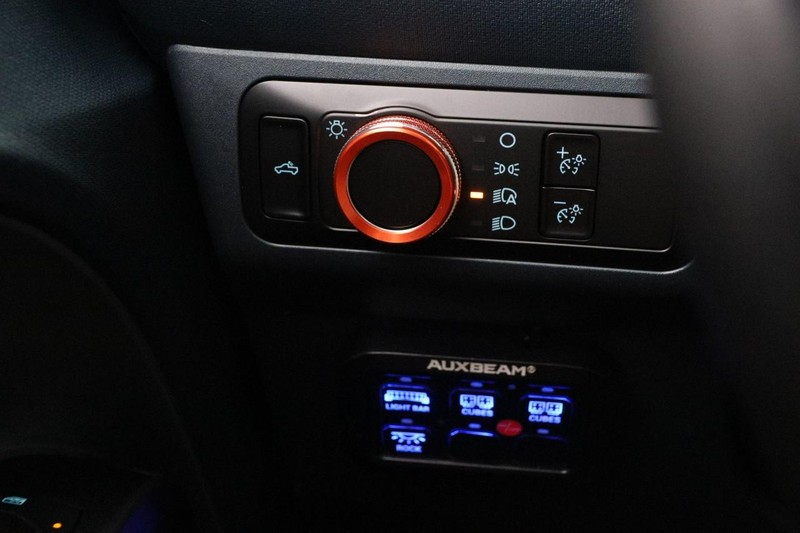 Ford Maverick Vehicle Image 23