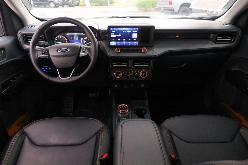Ford Maverick Vehicle Image 24