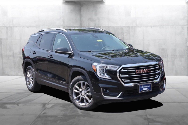 GMC Terrain Vehicle Image 02