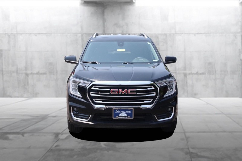 GMC Terrain Vehicle Image 04