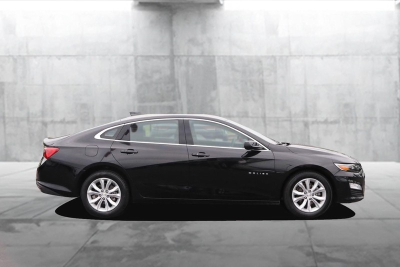 Chevrolet Malibu Vehicle Image 05
