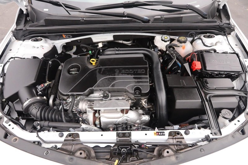 Chevrolet Malibu Vehicle Image 25