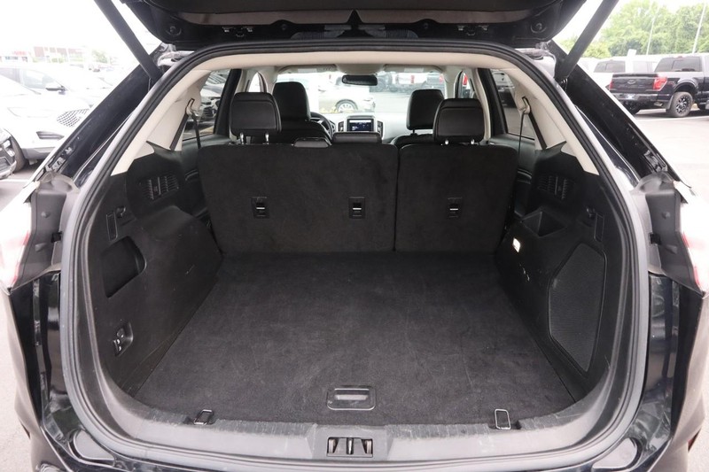 Ford Edge Vehicle Image 07
