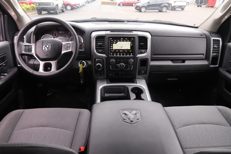 Ford Edge Vehicle Image 26