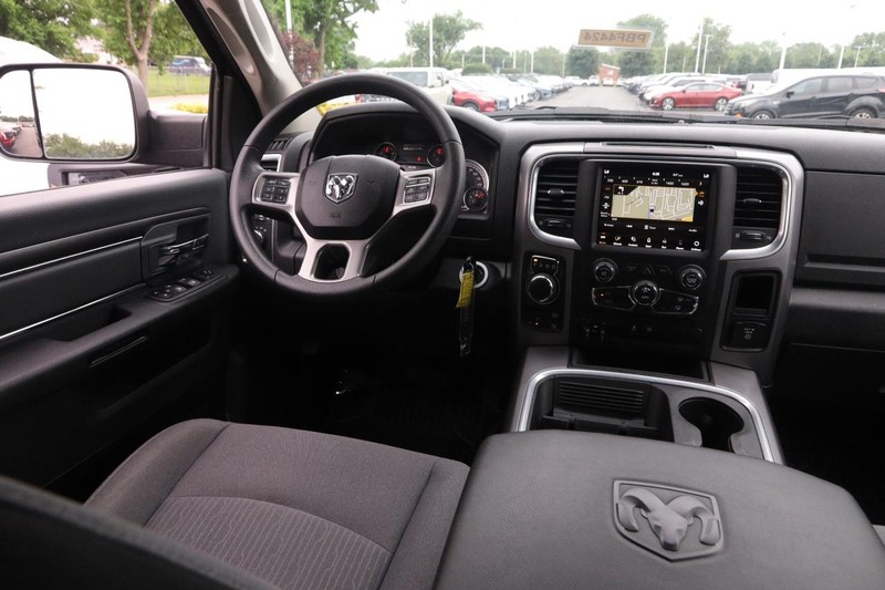 Ford Edge Vehicle Image 27