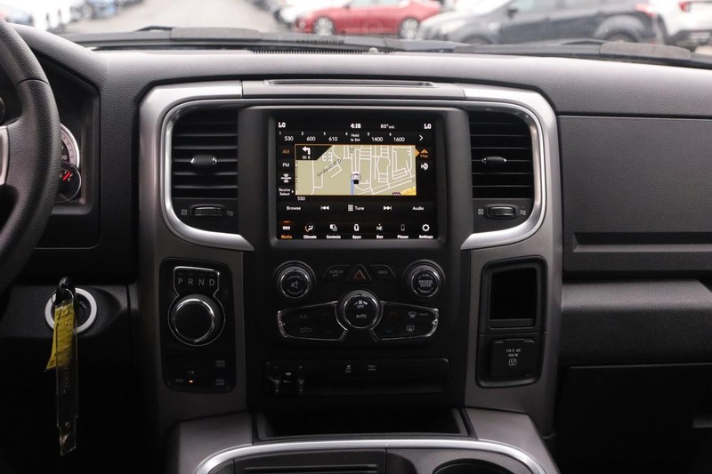 Ford Edge Vehicle Image 29
