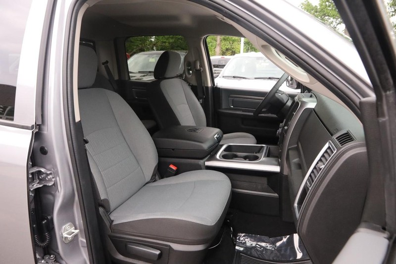 Ford Edge Vehicle Image 31