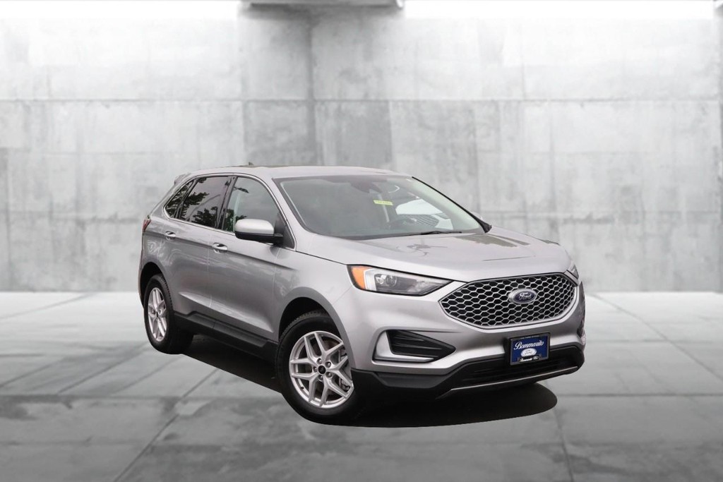 Ford Edge Vehicle Image 02