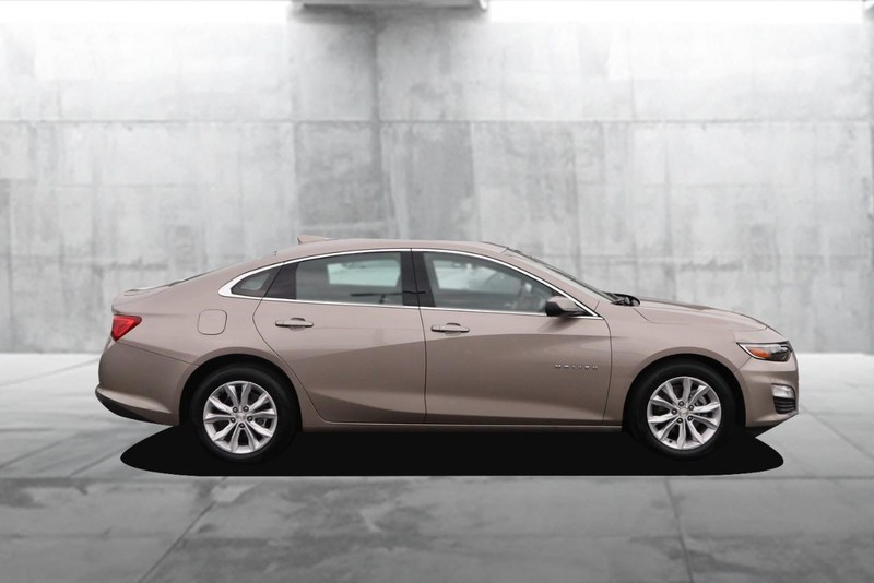 Chevrolet Malibu Vehicle Image 05
