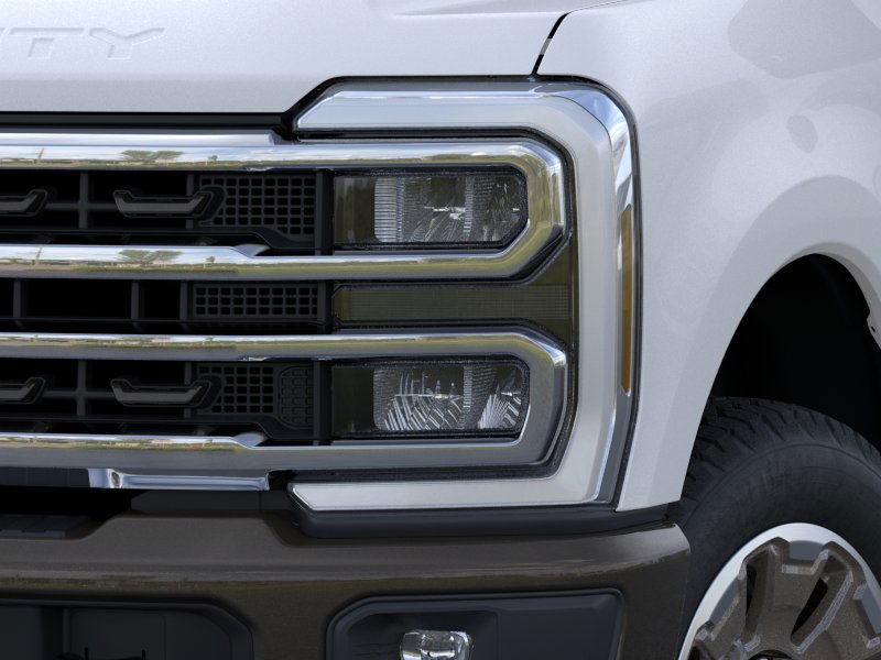 Ford Super Duty F-350 SRW Vehicle Image 18