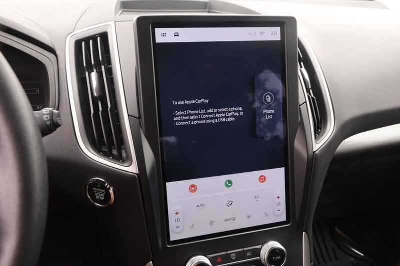 Ford Edge Vehicle Image 15