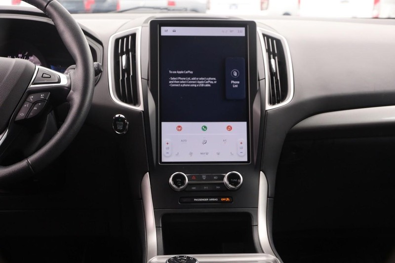 Ford Edge Vehicle Image 22