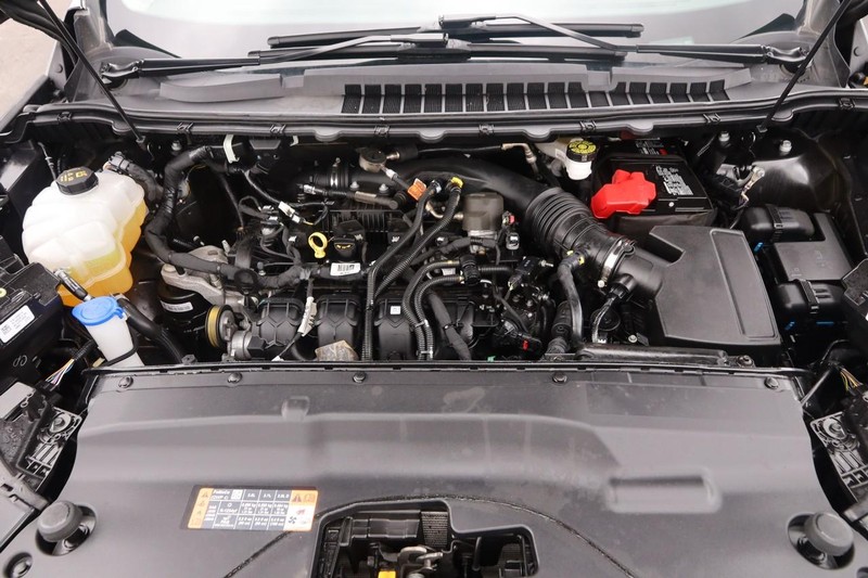 Ford Edge Vehicle Image 25