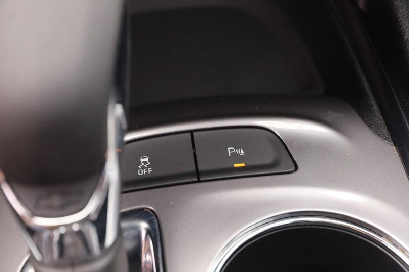 Chevrolet Malibu Vehicle Image 17
