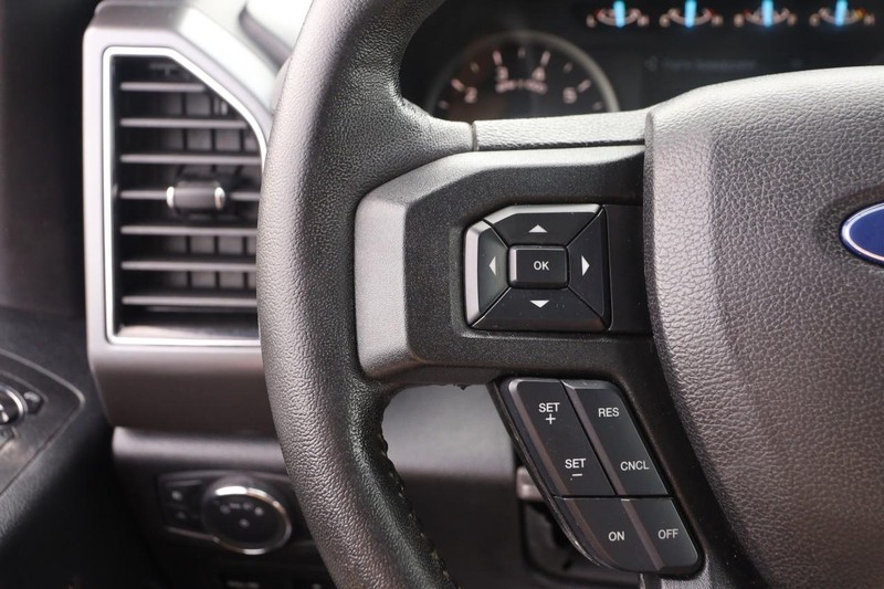 Ford F-150 Vehicle Image 10