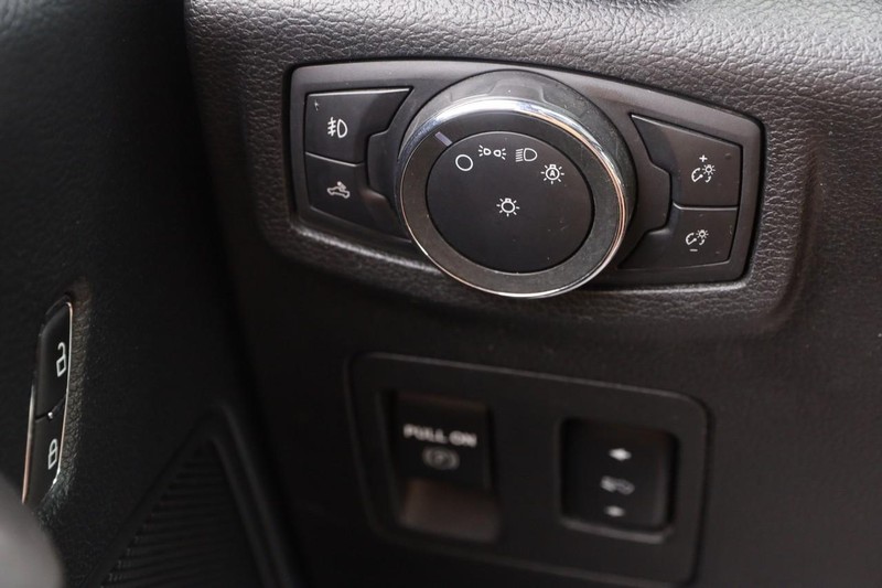 Ford F-150 Vehicle Image 17