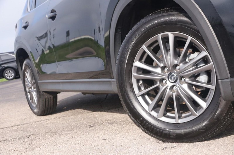 Mazda CX-5 Vehicle Image 03