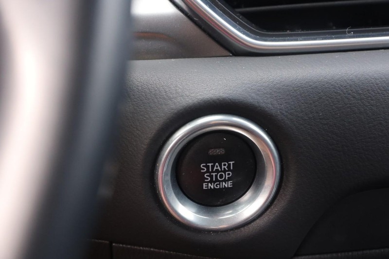 Mazda CX-5 Vehicle Image 17
