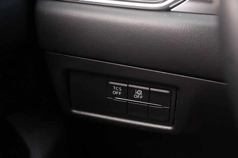 Mazda CX-5 Vehicle Image 20