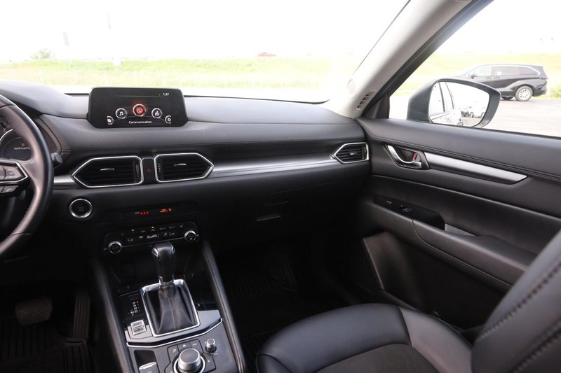 Mazda CX-5 Vehicle Image 25