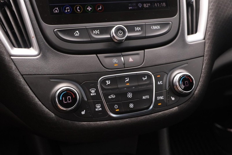 Chevrolet Malibu Vehicle Image 18